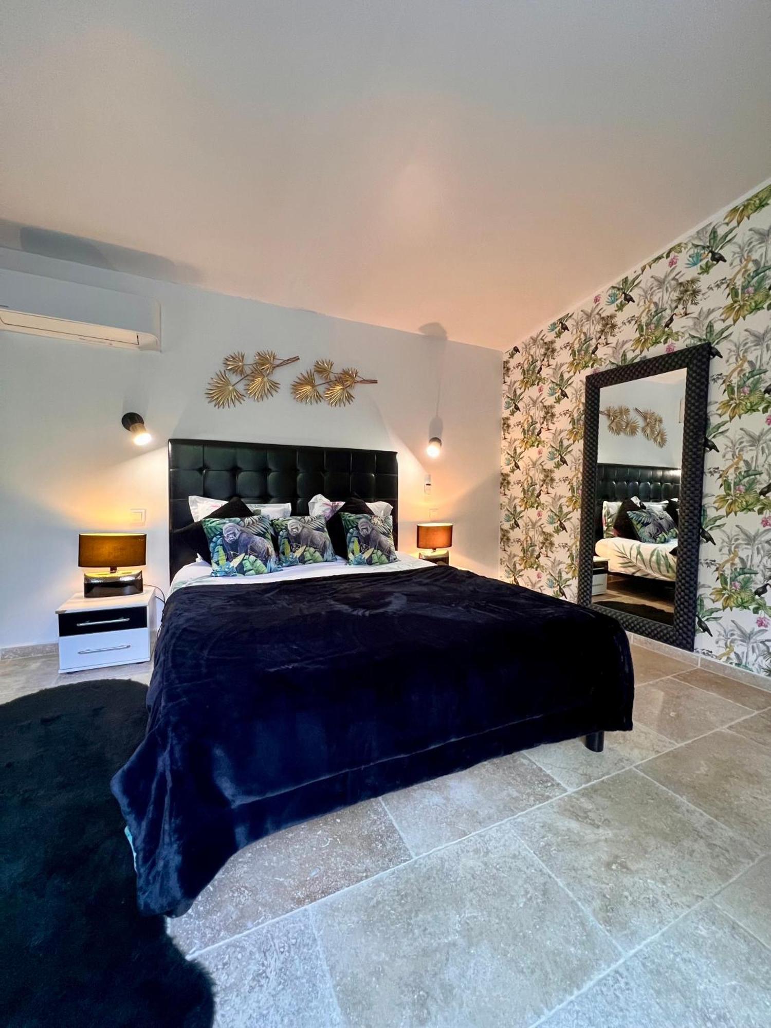 Gite Des Estelles "Axel" Avec Espace Jacuzzi Cavaillon Esterno foto